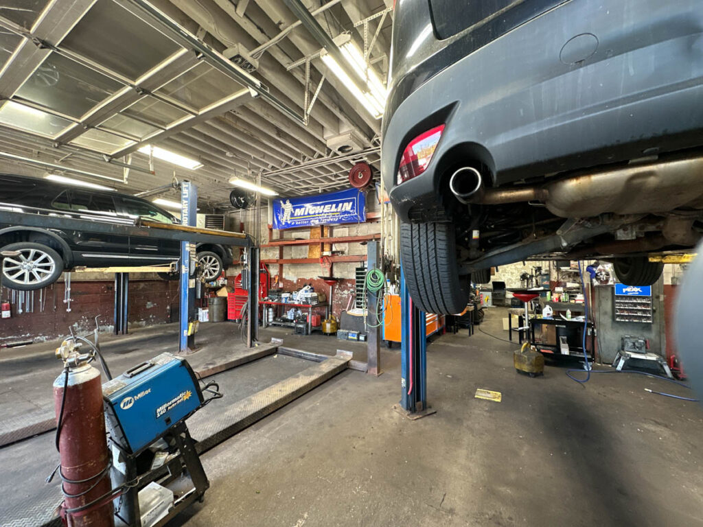 View of the garage and workspace at Ronnie's Automotive in Billerica, MA.